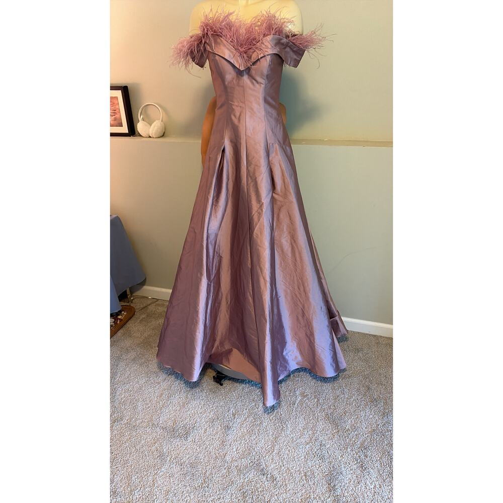 Terani Couture - Evening Dress - Picture 2 of 10